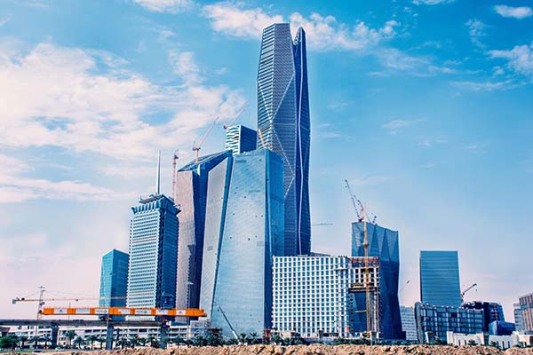 العقارات في السعودية: استثمار مستدام و تحديات مستقبلية